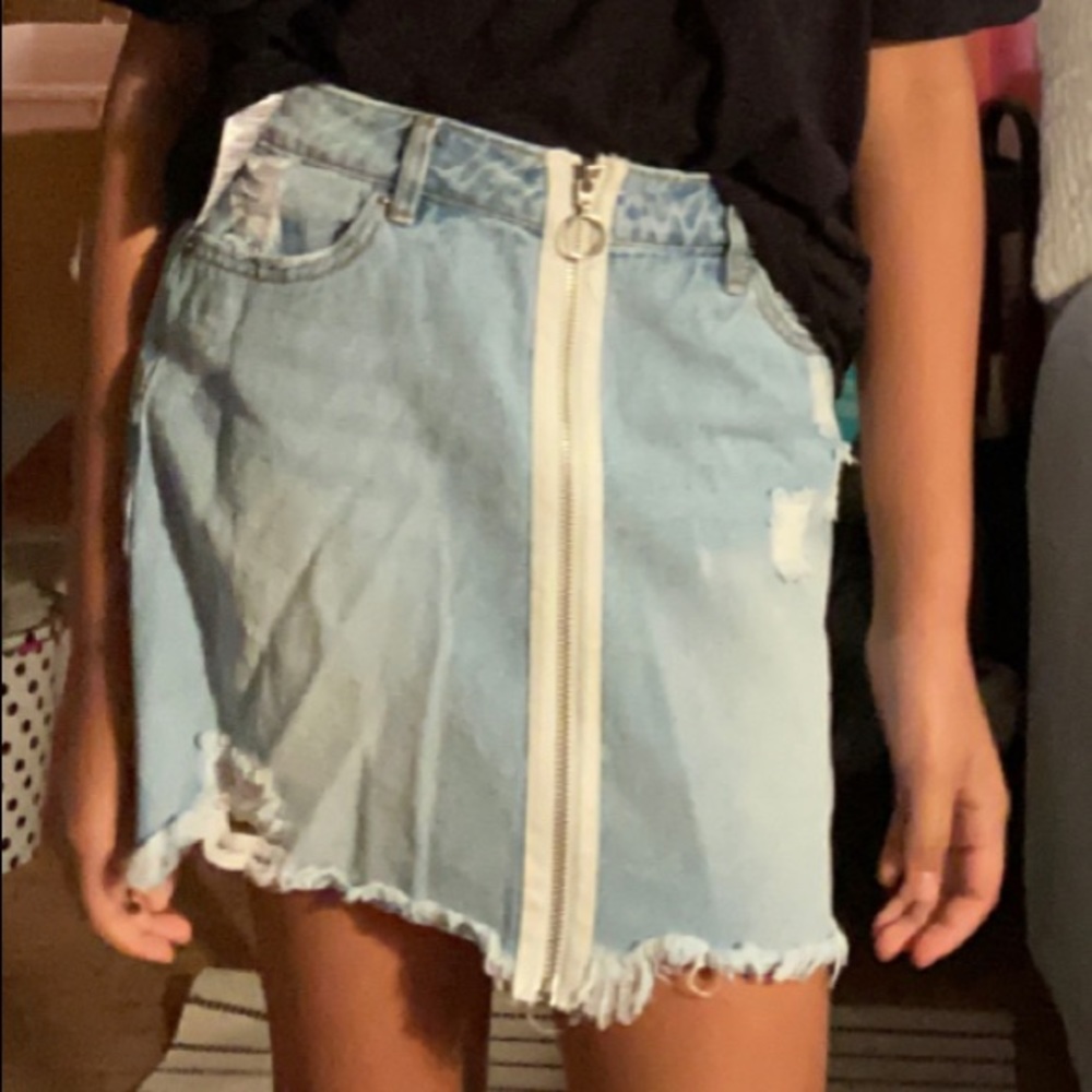 Denim Skirt with Zipper